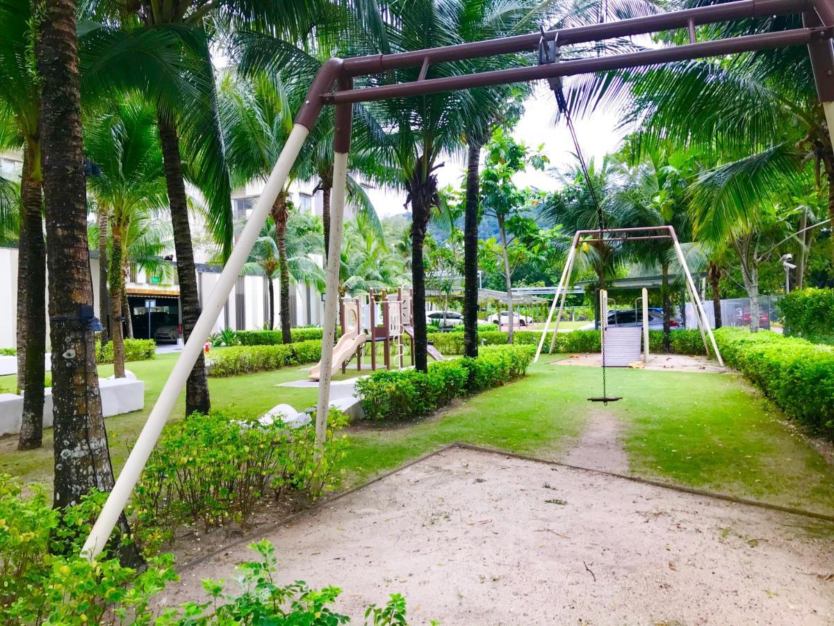 By The Beach - Luxury 2 Bedrooms Family Suite 峇都丁宜 外观 照片