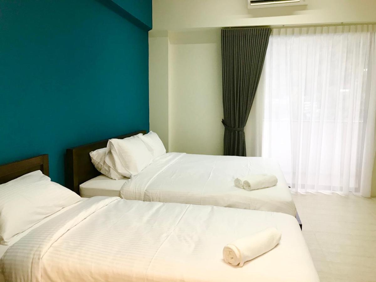 By The Beach - Luxury 2 Bedrooms Family Suite 峇都丁宜 外观 照片