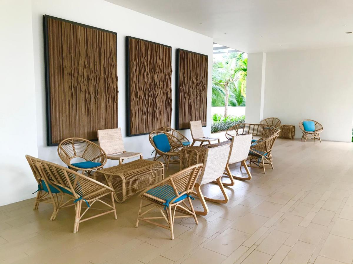 By The Beach - Luxury 2 Bedrooms Family Suite 峇都丁宜 外观 照片